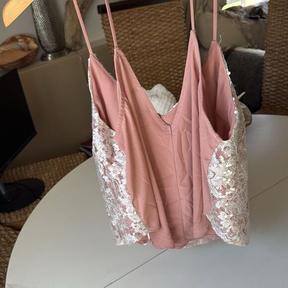 ASTR the Label Lace Sequin Spaghetti Strap Top Medium - Picture 5 of 5